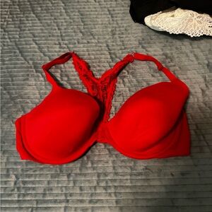 Victoria Secret bra in red size 38D